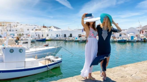 Turismo: sono 9 milioni gli italiani che hanno scelto già una destinazione vacanza. In testa Puglia e Sardegna