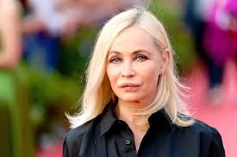 Parigi: arriva dai social la notizia della morte nella Senna dell'attrice Emmanuel Debever che accusò Depardieu di violenze sul set