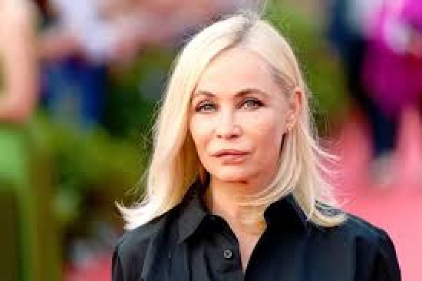 Parigi: arriva dai social la notizia della morte nella Senna dell&#039;attrice Emmanuel Debever che accusò Depardieu di violenze sul set