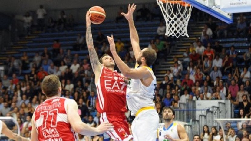 Basket: l&#039;Olimpia Milano EA7 conquista lo scudetto numero 28 battendo Trento (71-96)
