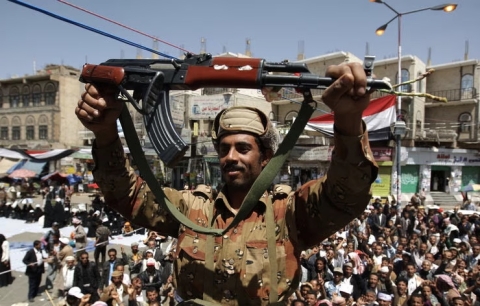 Yemen: nella guerra dimenticata dal 2014, le milizie Houthi ieri hanno ucciso 15 militari regolari
