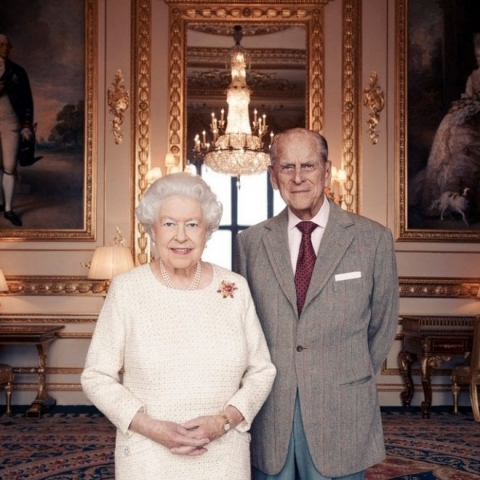 Dal castello di Windsor, la Regina Elisabetta esorta all’amore e la speranza per guidare il futuro