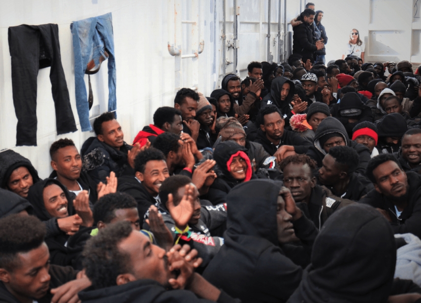 Cercasi disperatamente nave per quarantena migranti. Il nuovo bando del Mit