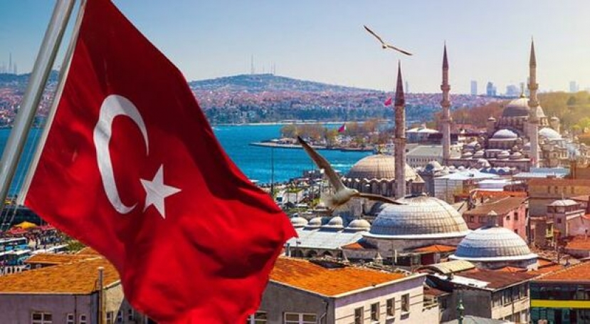 Turchia: crolla la lira per effetto della rimozione del governatore della Banca Centrale, Agbal