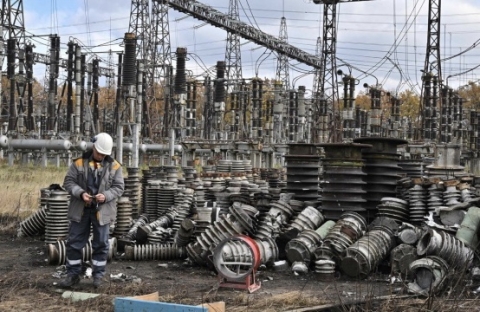 Ucraina: gli USA stanziano 125 mln per l’invio di forniture elettriche. Serviranno a ripristinare la rete di energia