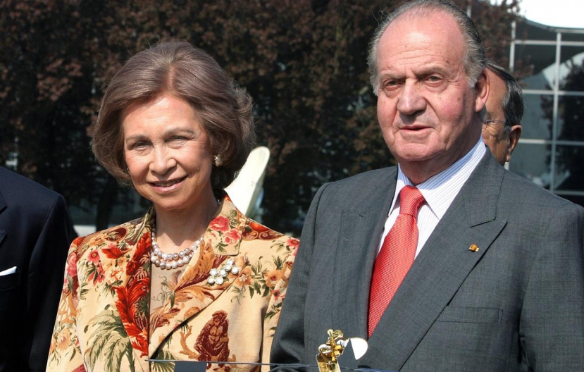 L’ex re Juan Carlos lascia la Spagna per l’inchiesta di corruzione e frode fiscale. Sarebbe in Repubblica Dominicana