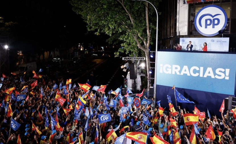 Elezioni Spagna: sconfitta la sinistra di Sanchez alle amministrative. Per Vox è maggioranza a Siviglia e Valencia