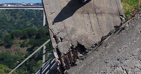 Catanzaro: sequestrato il viadotto Bisantis per accertamenti tecnici. Interdetti tecnici dell'Anas