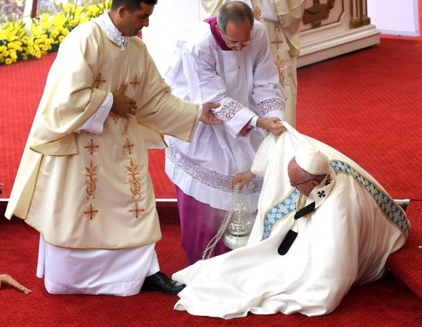 Capodanno senza la preghiera di Papa Francesco bloccato da una sciatalgia