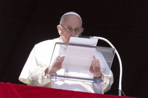 Angelus Papa: “Fermatevi Fratelli” ha invocato il Santo Padre per mettere fine alle guerre. Il 27 ottobre in Vaticano una veglia di preghiera per la Pace