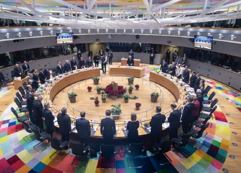 Ue: al summit dei leader dei paesi membri divergenze per intesa su energia