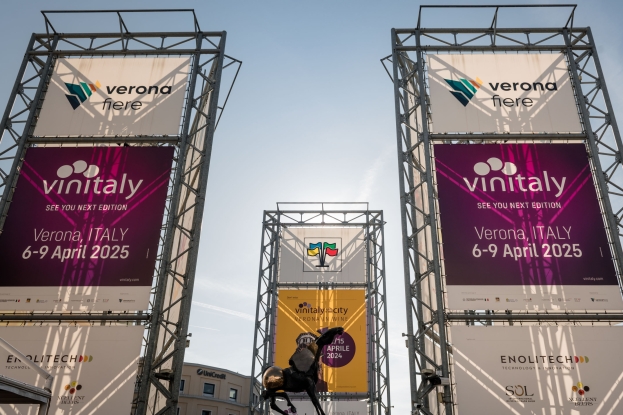 Vinitaly: Verona Fiere archivia la 56a edizione con 97mila presenze e +20% di top bayer con gli Usa in testa