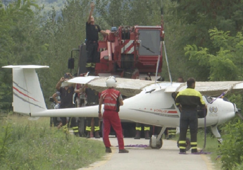 Friuli: due persone perdono la vita con un ultraleggero andato in fiamme e precipitato nella zona di Lusevera
