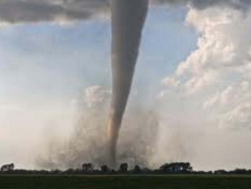Usa: tornado in Texas e Louisiana. Oltre 300 mila persone senza elettricità