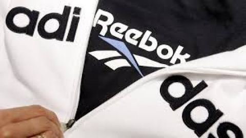 Il gruppo tedesco Adidas cede ad Authentics Brands Group il marchio Reebok per 2,1 mld