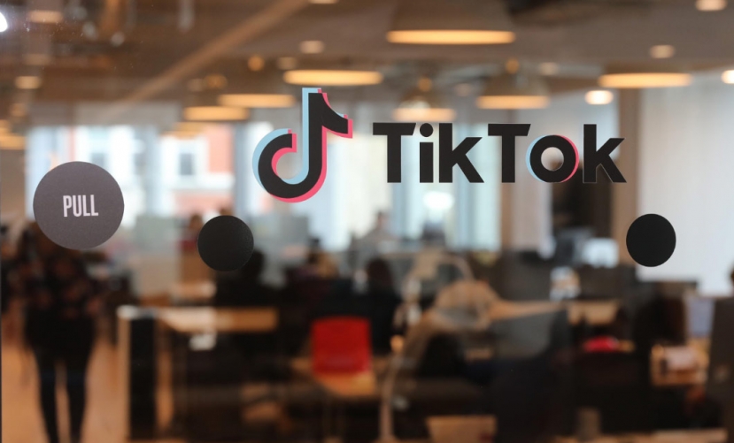 TikTok, il social cinese in trattativa con Microsoft aprirà una &quot;data centre&quot; in Irlanda