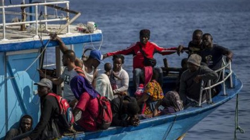 Migranti: sbarcati a Lampedusa 635 migranti in 24 ore. L&#039;hotspot siciliano sotto pressione