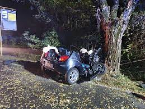 Rovigo: auto contro un albero a Grignano Polesine. Muoiono tre ragazzi, un altro è in gravi condizioni