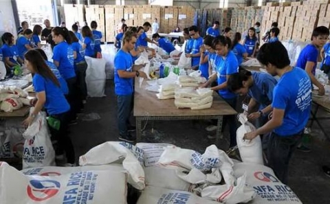Filippine: l'emergenza umanitaria dopo il supertifone Rai con 542 mila sfollati e 1.146 feriti