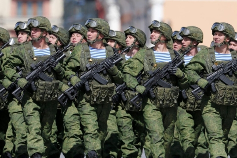 Russia: parte il nuovo reclutamento del Ministero della Difesa per 400mila soldati