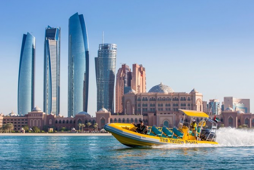 Abu Dhabi riapre ai viaggiatori internazionali. Nessuna quarantena per chi proviene dai paesi della &quot;green list&quot;