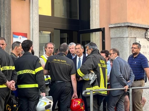 Milano: domate le fiamme nella RSA dove sono morti 6 anziani. Sala”Bilancio pesante”
