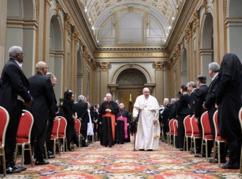 Vaticano: oggi l’udienza del Papa con Giorgia Meloni. Ieri l’incontro con gli Ambasciatori della Santa Sede