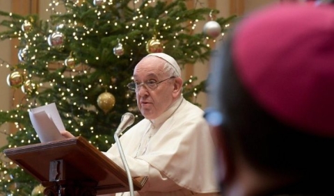 Natale: auguri di Papa Francesco nel segno della sobrietà e con il pensiero a Palestina e Ucraina