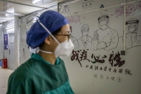 Pechino: l'emergenza sanitaria passa al livello 2. Chiuse le scuole e soppressi i voli aerei