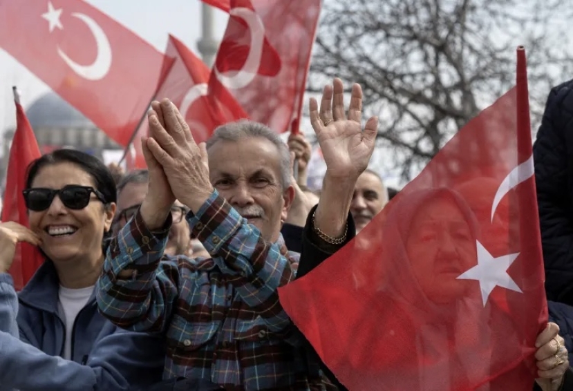 Elezioni Turchia: perde il partito di Erdogan superato dai Rep del Chp anche ad Ankara