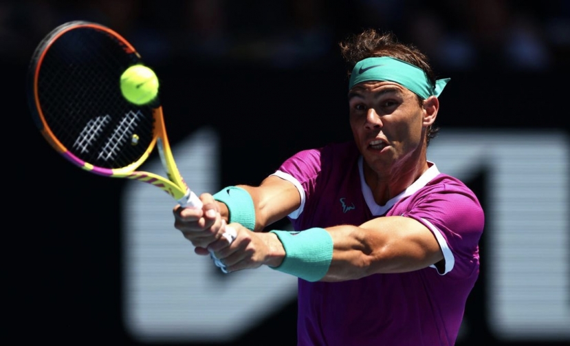 Tennis: Rafa Nadal vince l’Open d’Australia battendo Medvev al 5º set. È il 21º Slam della storia