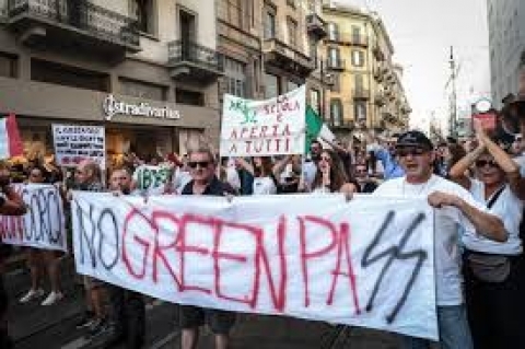 No green pass: un arresto e 74 denunciati per il corteo di ieri a Milano. Bloccati esponenti Do.Ra