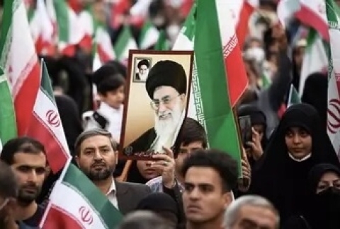 Iran: il 31 dicembre di massiccia protesta contro il governo clericale nei bazar di Teheran