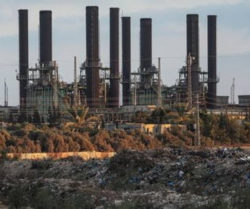Gaza: colpita l’unica centrale elettrica della Striscia. L’area è al buio mentre lo scontro si sposta anche in Libano