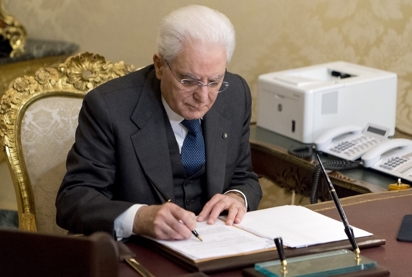 Decreto “ristori”: il presidente Mattarella firma il provvedimento per le categorie più colpite