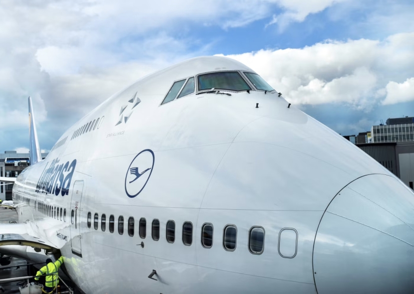 Lufthansa: dalla cordata per ITA al rischio tagli di 34 mila voli per carenza di personale
