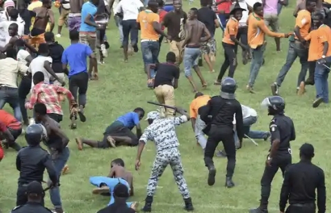 Coppa d’Africa: ressa allo stadio per la partita Camerun-Comore. Morte 8 persone tra cui un bambino
