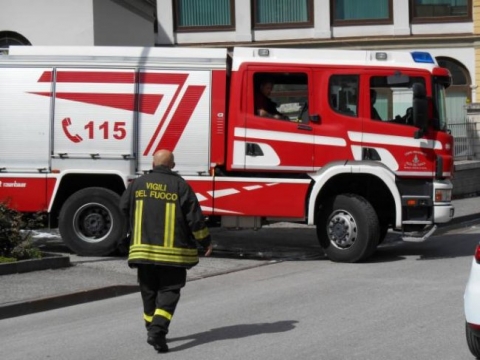 Rovereto: incendio divampato in un appartamento. Morto in rianimazione un 68enne