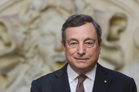 Pensioni, Draghi: “Quota 100 non verrà rinnovata. Ritardi PNRR? Un decreto rimuoverà ostacoli”