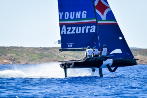 Vela, Dutch Sails si aggiudica la Youth Foiling Gold Cup. Quarto posto per il team Young Azzurra