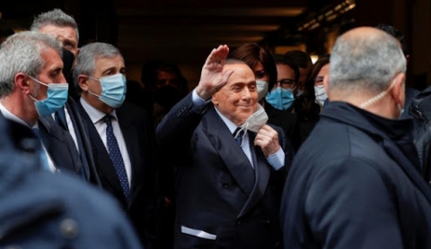 Consultazioni, Berlusconi (Forza Italia): "Sostegno a Draghi. E l'ora di mettere da parte le tattiche di partiti"