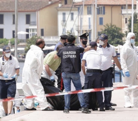 Garda: trovato il corpo della donna sbalzata fuori dal gozzo travolto da un motoscafo veloce di due turisti tedeschi