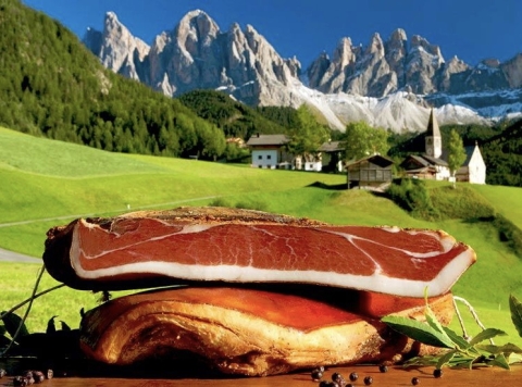 Food, parte la campagna per la promozione di due eccellenze: Speck Alto Adige IGP e Stelvio DOP