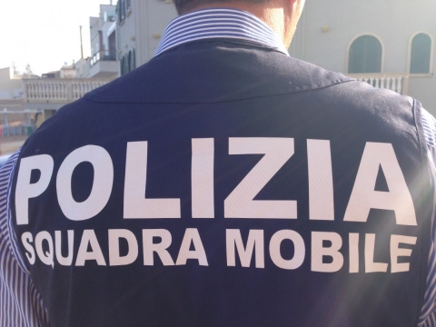 'Ndrangheta: 100 misure cautelari e sequestro di una tonnellata di cocaina alla cosca Molè