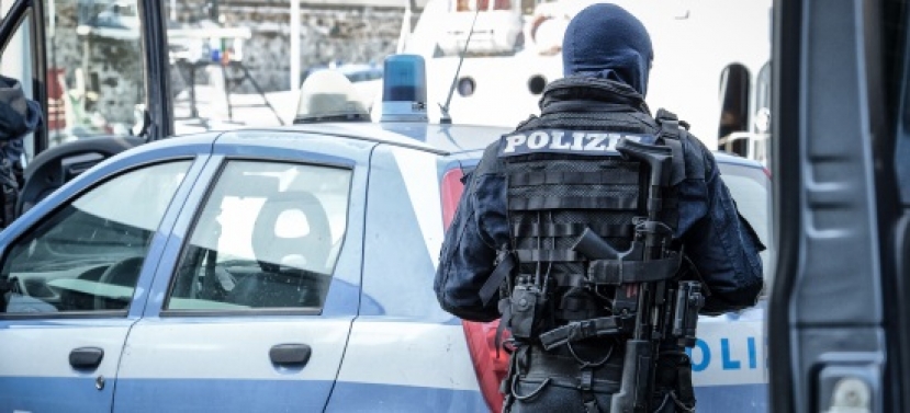 Terrorismo: arrestata a Milano una 19enne di origine kosovare. Era collegata all&#039;attentatore di Vienna