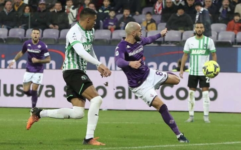 Serie A nel ricordo di Vialli. Fiorentina-Sassuolo si chiude con la vittoria dei Viola per 2-1