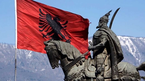 L'Albania verso l'ingresso nell'UE. Storia di Giorgio Castriota Scandeberg, l'eroe cristiano del paese musulmano dell'aquila bicefala