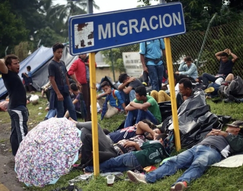 Frontiera Messico: Biden annuncia ‘permessi’ ai migranti se in possesso di requisiti