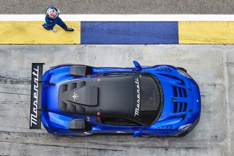 La Maserati toglie i veli alla GT2 sul circuito della 24 Ore di Spa e riafferma il suo Dna sportivo