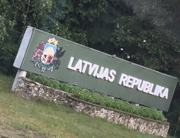 La Lettonia chiude la frontiera bielorussa di Silene per l’eccesso di flussi clandestini